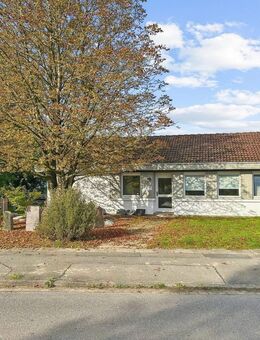 Viel Platz zum Wohnen und Arbeiten in Bad Segeberger Gewerbegebiet - Bad Segeberg