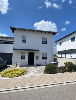 Provisionsfrei! Einfamilienhaus mit wunderschönem Ausblick über Bad Abbach zum Kauf! - Bad Abbach