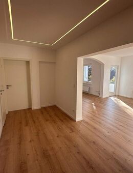 Modernisierte 3 Zimmer Wohnung mit Balkon in Rellingen - Uetersen Zentrum