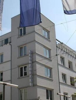 Großzügige 3 1/2 Raum Wohnung mit Dachterrasse im Zentrum von Oberhausen - Oberhausen