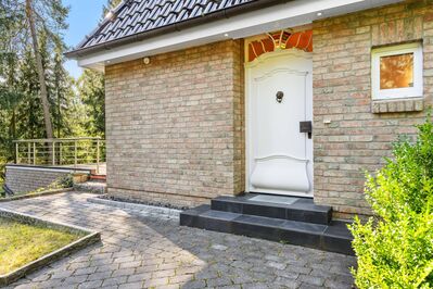 Exklusiver Wohntraum - modern saniertes Anwesen für Naturliebhaber