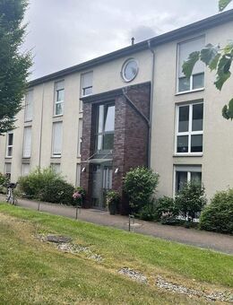 Bei VIVAWEST die Sonnenstrahlen auf dem eigenen Balkon genießen. - Dinslaken