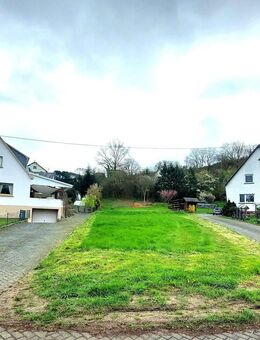 Freistehendes Einfamilienhaus auf großem Sonnengrundstück mit Burgblick in ruhiger Lage Niederzissen - Niederzissen