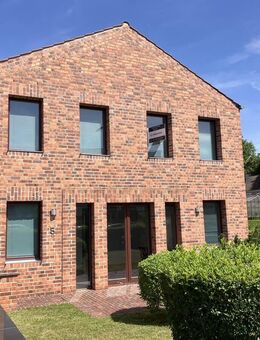 Moderne Architektur || Familien willkommen || Toller Garten - Troisdorf