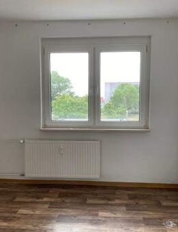 Wohnen im 1. OG mit großem Balkon - Oschersleben (Bode)