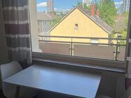 Möbliertes Apartment in zentraler Lage mit Einbauküche und Balkon - Frankfurt (Main)