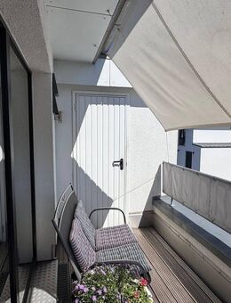 Exklusive Dachgeschosswohnung mit Panoramablick und Sonnenbalkon - Winsen (Luhe)