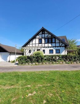 MANNELLA *Große Familie? Generationenwohnen?* Gemütliches Haus mit viel Platz mitten in Dattenfeld - Windeck
