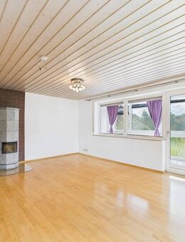Wohnen mit Perspektive: 3-Zimmer-Wohnung, Einliegerbereich und Chance auf das gesamte Grundstück - München