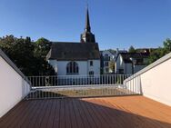 *** Neuwertige Maisonette-Wohnung mit großzügiger Dachterrasse in Niedernhausen *** - Niedernhausen