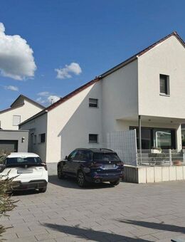 Traumhaftes Einfamilienhaus mit individueller Architektur in Kirrlach! - Waghäusel