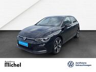 VW Golf, 1.5 VIII eTSI Style IQ-Light TravelAssist 18Zoll, Jahr 2023 - Gießen