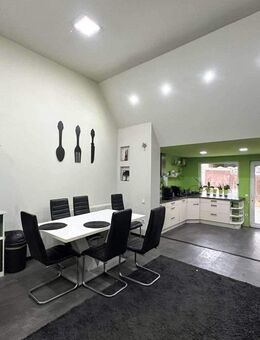 EINZIEHEN & ANKOMMEN - Saniertes Reihenmittelhaus mit 6 Zimmern in Methler! - Kamen