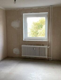 Umzug gefällig? Geräumige 3-Zi.-Wohnung mit Balkon (WBS) - Bielefeld