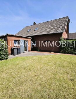 Gepflegtes Einfamilienhaus mit Garage und schönem Grundstück - Bockhorn (Niedersachsen)