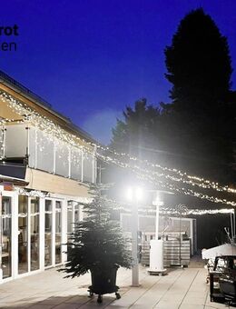 Zweifamilienhaus auf großem Grundstück in Waldperlach mit Sauna, modernem Pool und viel Potenzial - München