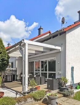 Kapitalanlage: vermietetes Reiheneckhaus mit 4-Zimmer, Terrasse und Garage in Landsberg - Landsberg