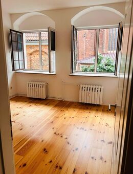 4-Raum-Wohnung mit Badewanne und EBK - Stralsund