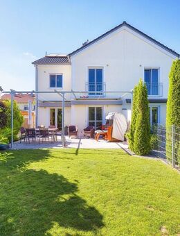 Exklusives Doppelhaus im beliebten Süden Ingolstadts - Stilvoll, modern, und gepflegt - zu verkaufen - Ingolstadt