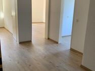 Sanierte 3-Zimmer-Wohnung mit Balkon und neuem Bad! - Lippstadt