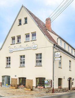 Uriger Dorfgasthof mit Wohnraum in Gambach zu verkaufen - Karlstadt