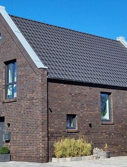 Hanseatisch gut! *mit PV-Anlage* Neubau Einfamilienhaus in Küstennähe! - Jade