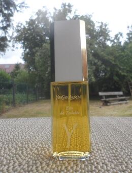 Yves Saint Laurent " Y " 75 ml . Eau de Toilette . - Lehrte