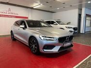 Volvo V60 Kombi Core+360 Kamera+AHK+1.Hand - Ober-Mörlen