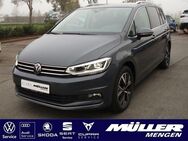 VW Touran, 1.5 TSI Highline, Jahr 2024 - Mengen