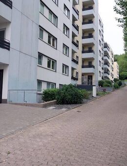 *Bezugsfrei* Gepflegte 2-Zimmer-ETW mit Aufzug und Loggia in Hildesheim Neuhof! - Hildesheim