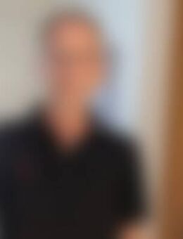 Löw*** - Freiburg (Breisgau)