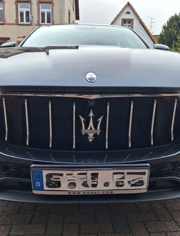 Maserati Levante SUV - Maintal