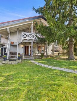 PLATZ FÜR DIE GANZE FAMILIE, MIT SAUNA, GARTEN UND GENEHMIGUNG DER FERIENVERMIETUNG - Falkensee