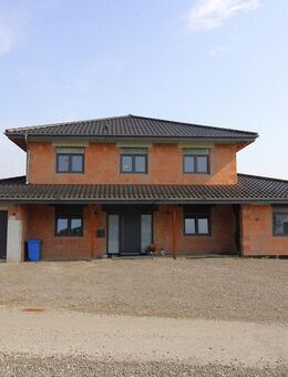 Einfamilienhaus mit Einliegerwohnung in Allendorf - Perfekt für Ihre persönlichen Ausbauideen - Allendorf (Eder)