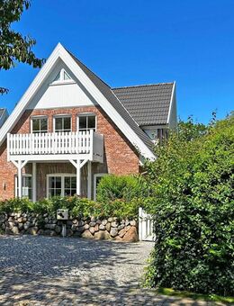 Zweifamilienwohnhaus im Südstrandviertel - nur wenige Schritte zum Meer - Wyk (Föhr)