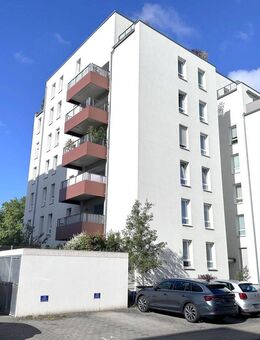 KL - Wohnen in der City: Barrierefreie, neuwertige Eigentumswohnung mit Garage, TG+Außenstellplatz - Kaiserslautern