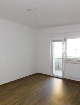 2-Raum-EG-Wohnung mit Balkon in sehr zentraler Lage zu vermieten - Essen