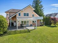 Großzügiges Einfamilienhaus mit Büro und bebaubarem Grundstück in Straubenhardt - Straubenhardt