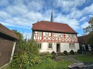 Historisches Fachwerkhaus mit großem Grundstück und vielen Möglichkeiten - Stadtlauringen