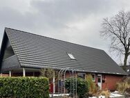 Großzügiges Einfamilienhaus in schöner Wohnlage in Heide/Süderholm - Heide
