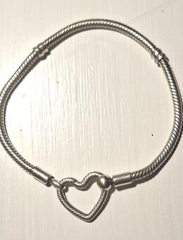 Armband Pandora Moments mit Herzverschluss für Charms - Dassel