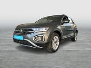 VW T-Roc, 1.5 TSI Style SHZHZG, Jahr 2022 - Idstein