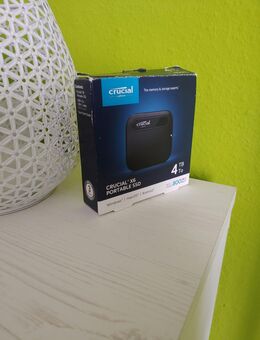 externe portable SSD Crucial X6.4 TB,neuwertig,funktioniert einwandfrei ,keine Macken,kann vor Ort auf Funktion geprüft werden. - Berlin Reinickendorf