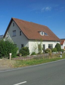 2-Familienhaus mit ca. 270 m² Wfl. in Hille - Hille