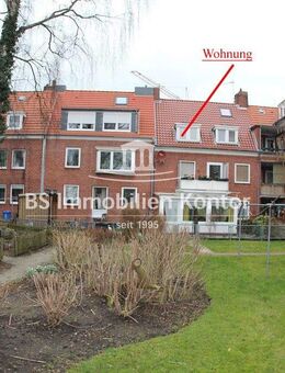 Anfragen bitte vorab per Mail - Innenstadtlage! Frisch renovierte 2,5 ZKB-Wohnung im DG! - Emden