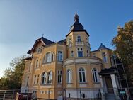 Großzügige 2-Raumwohnung in einer sanierten, historischen Villa mit Balkon und Gartennutzung - Löbau