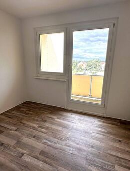 Platz für alles, was wichtig ist - inklusive Balkon und Waschmaschinenraum mit 2. WC - Bad Düben