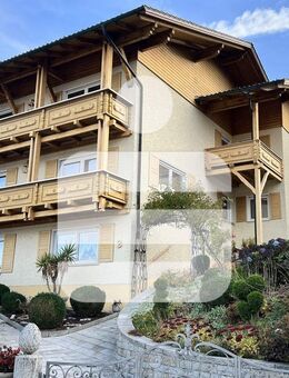 Echtes Platz-Wunder - top-gepflegtes Wohnhaus mit Einliegerwhg./FeWo in Hauzenberg - Hauzenberg