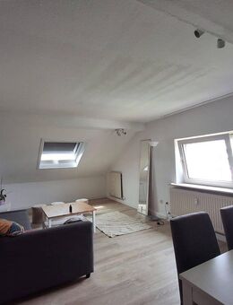 Kehl Stadt - gemütliche Dachgeschosswohnung ohne Balkon - Kehl