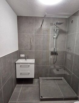 Erstbezug! Renovierte 1-Zimmer-Wohnung mit Keller und Tiefgaragenstellplatz in Bad Herrenalb! - Bad Herrenalb
